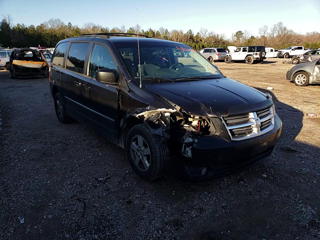 Photo 10 VIN: 2D4RN5D15AR263944 - DODGE GRAND CARA 