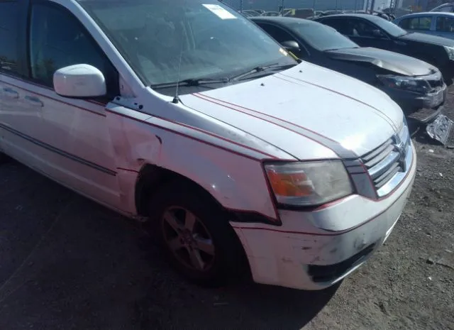 Photo 5 VIN: 2D4RN5D16AR130738 - DODGE GRAND CARAVAN 