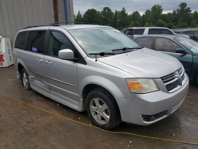 Photo 3 VIN: 2D4RN5D16AR147961 - DODGE CARAVAN 