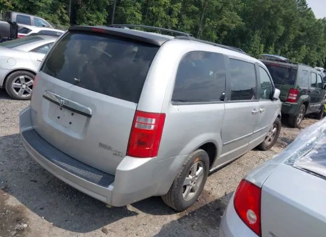 Photo 3 VIN: 2D4RN5D16AR165277 - DODGE CARAVAN 