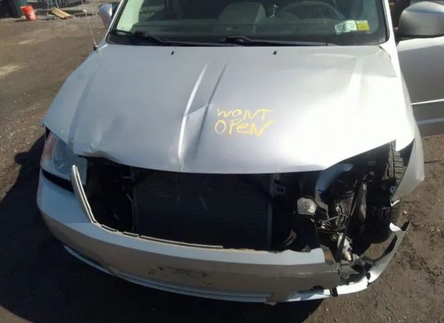 Photo 9 VIN: 2D4RN5D17AR259703 - DODGE GRAND CARAVAN 