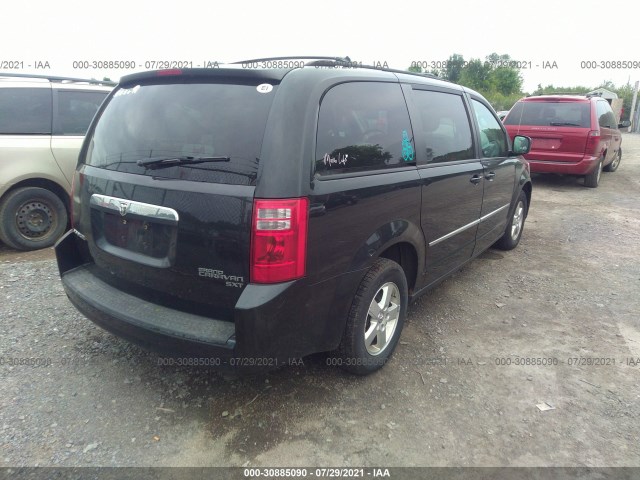 Photo 3 VIN: 2D4RN5D17AR261158 - DODGE GRAND CARAVAN 