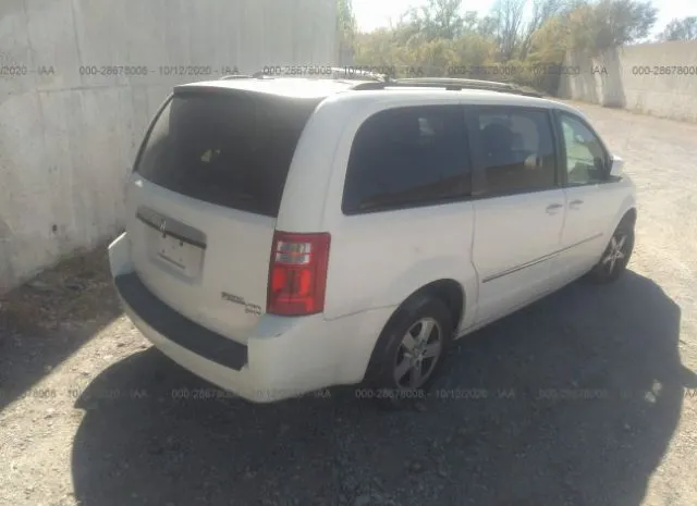 Photo 3 VIN: 2D4RN5D17AR273262 - DODGE GRAND CARAVAN 