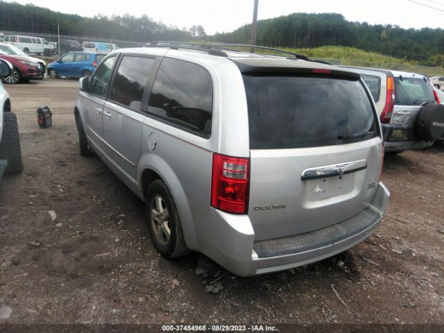 Photo 2 VIN: 2D4RN5D17AR450425 - DODGE GRAND CARAVAN 