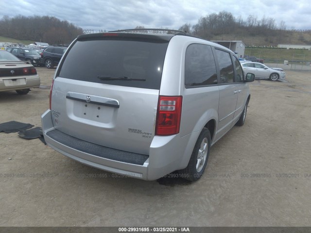 Photo 3 VIN: 2D4RN5D17AR482730 - DODGE GRAND CARAVAN 