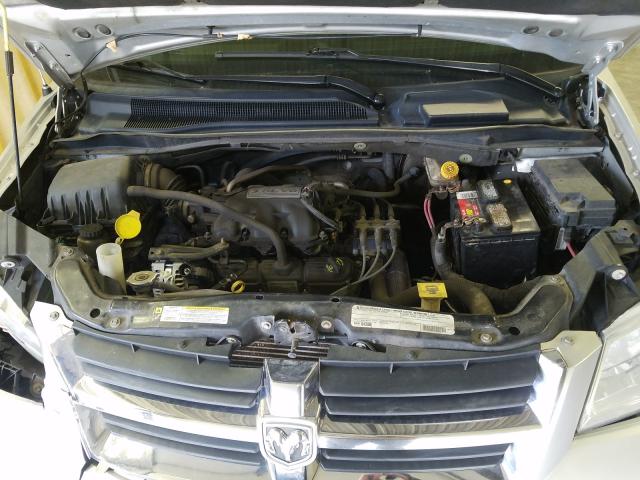 Photo 6 VIN: 2D4RN5D17AR483523 - DODGE GRAND CARAVAN 