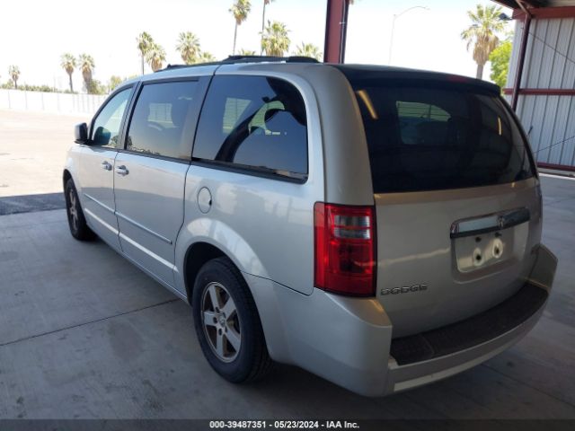 Photo 2 VIN: 2D4RN5D18AR201552 - DODGE GRAND CARAVAN 