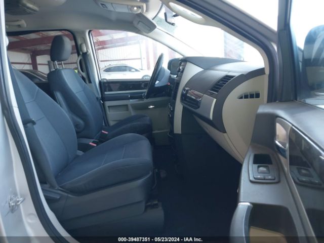 Photo 4 VIN: 2D4RN5D18AR201552 - DODGE GRAND CARAVAN 