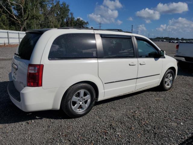 Photo 2 VIN: 2D4RN5D18AR269186 - DODGE GRAND CARA 