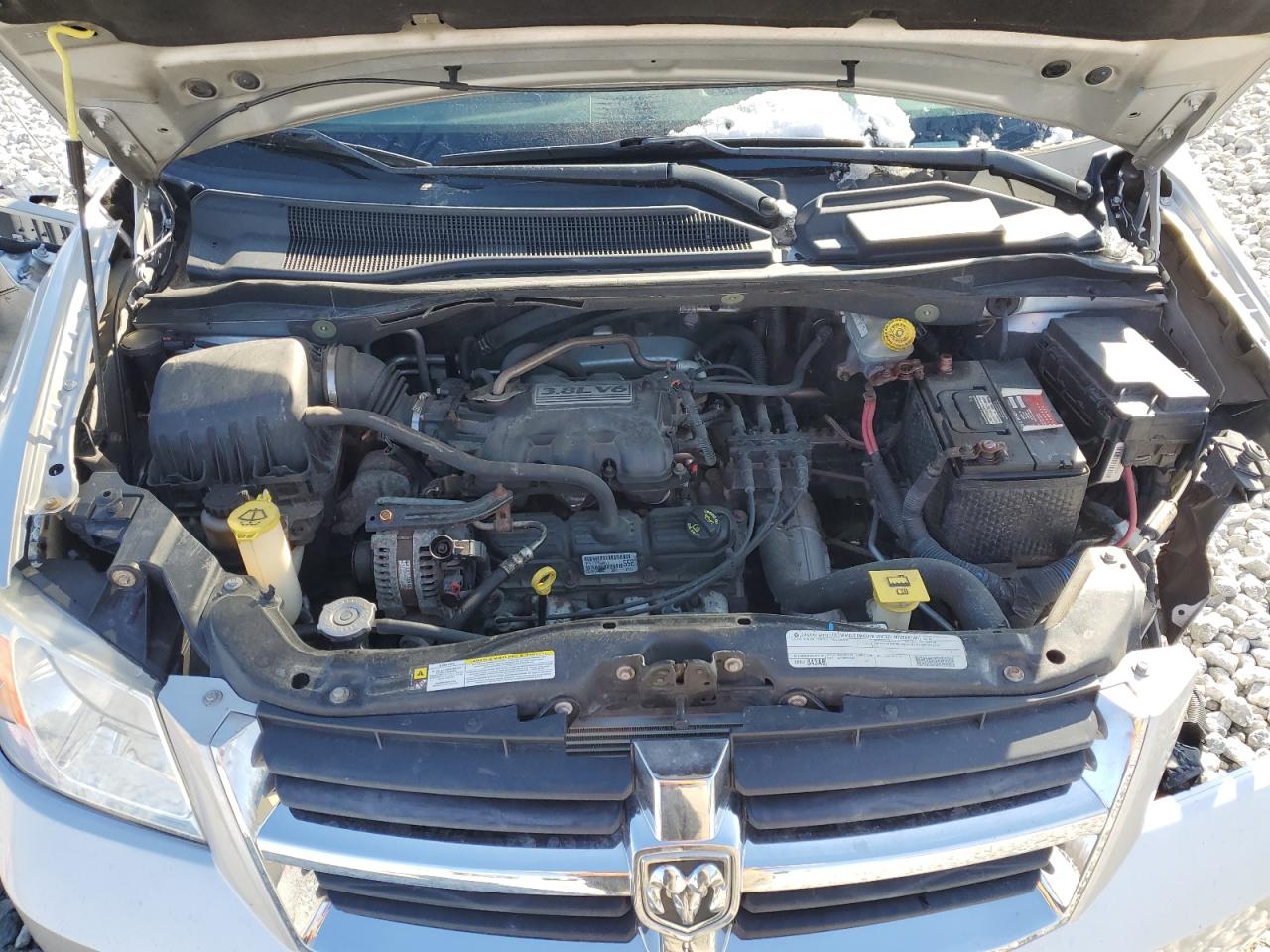 Photo 11 VIN: 2D4RN5D18AR498192 - DODGE CARAVAN 