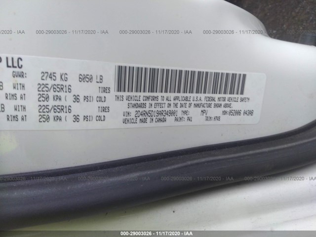 Photo 8 VIN: 2D4RN5D19AR349001 - DODGE GRAND CARAVAN 