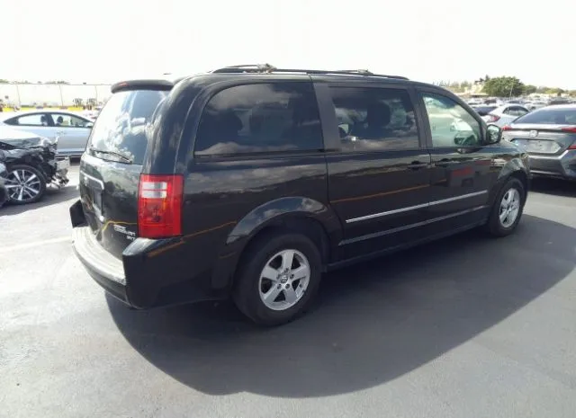 Photo 3 VIN: 2D4RN5D19AR444724 - DODGE GRAND CARAVAN 