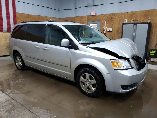 Photo 3 VIN: 2D4RN5D19AR447834 - DODGE CARAVAN 