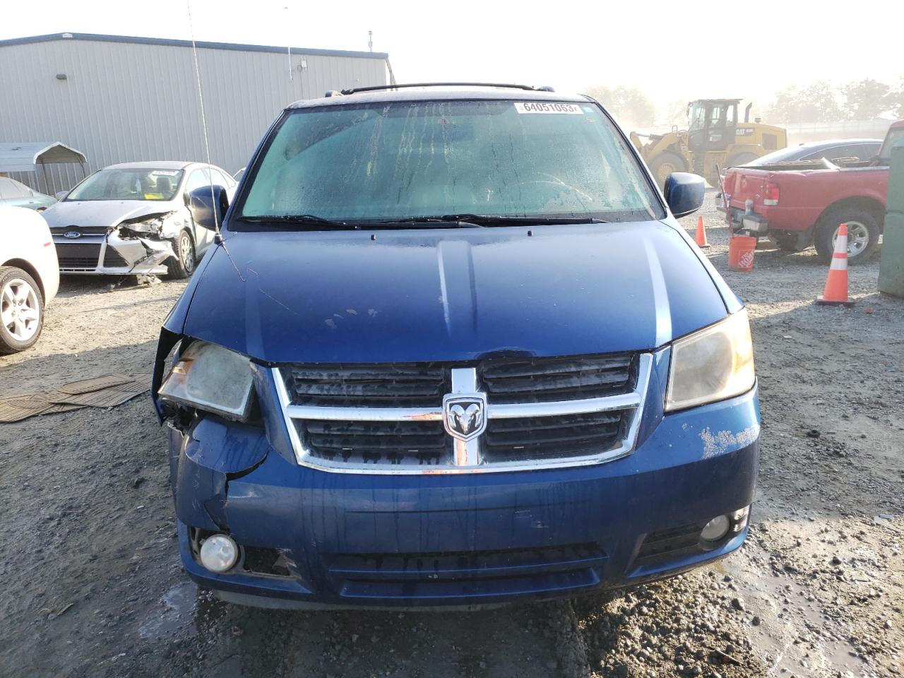 Photo 4 VIN: 2D4RN5D1XAR108080 - DODGE CARAVAN 