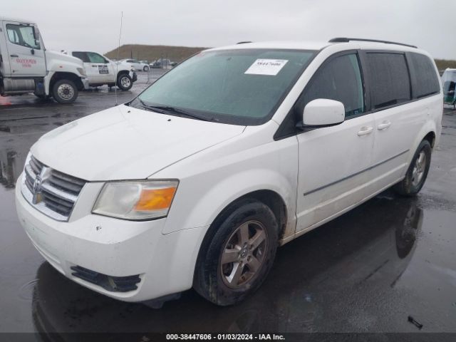 Photo 1 VIN: 2D4RN5D1XAR197147 - DODGE GRAND CARAVAN 