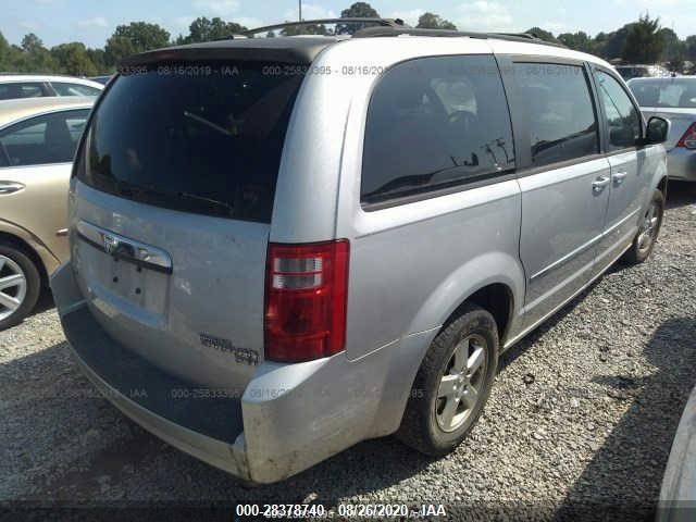 Photo 3 VIN: 2D4RN5D1XAR216067 - DODGE GRAND CARAVAN 