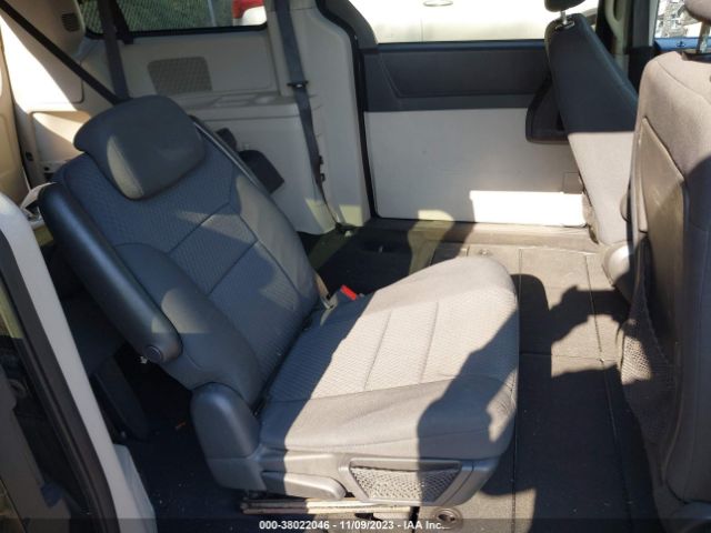 Photo 7 VIN: 2D4RN5D1XAR251143 - DODGE GRAND CARAVAN 