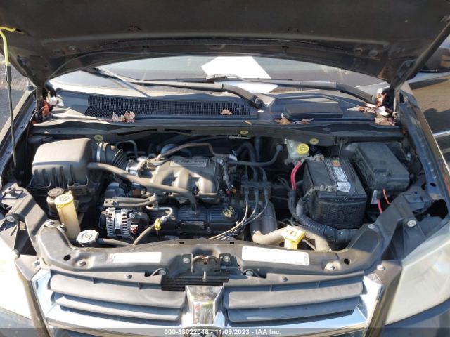 Photo 9 VIN: 2D4RN5D1XAR251143 - DODGE GRAND CARAVAN 