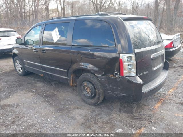 Photo 2 VIN: 2D4RN5D1XAR369404 - DODGE GRAND CARAVAN 