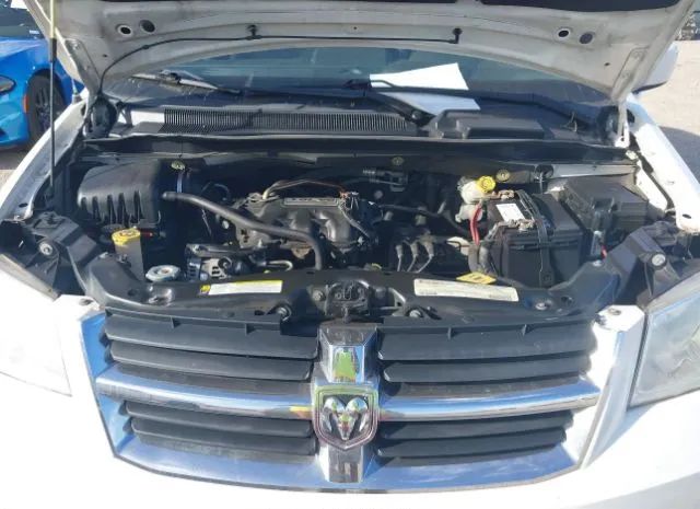 Photo 9 VIN: 2D4RN5D1XAR444828 - DODGE GRAND CARAVAN 