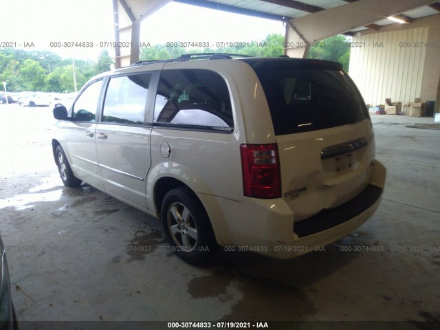 Photo 2 VIN: 2D4RN5D1XAR460186 - DODGE GRAND CARAVAN 