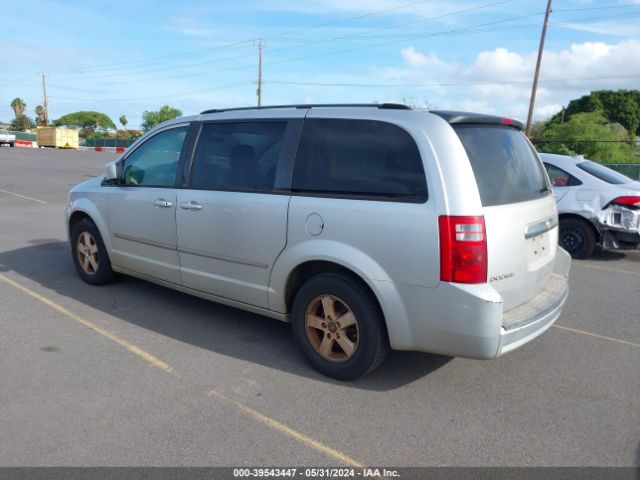 Photo 2 VIN: 2D4RN5D1XAR484780 - DODGE GRAND CARAVAN 