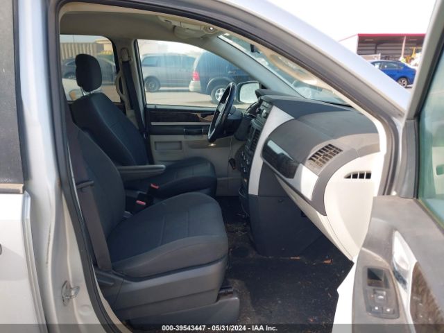 Photo 4 VIN: 2D4RN5D1XAR484780 - DODGE GRAND CARAVAN 