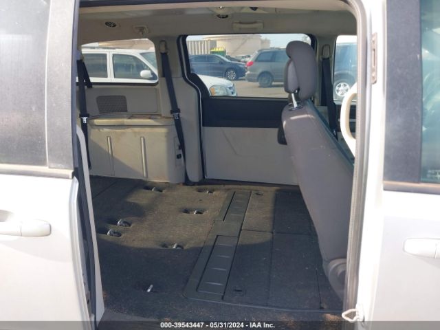 Photo 7 VIN: 2D4RN5D1XAR484780 - DODGE GRAND CARAVAN 