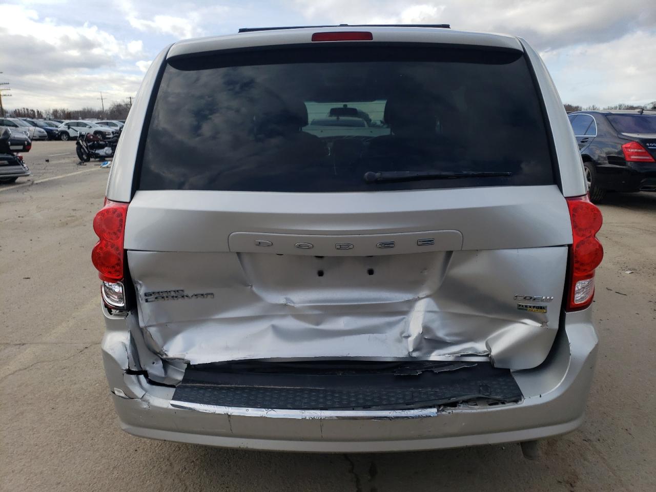 Photo 5 VIN: 2D4RN5DG0BR661259 - DODGE CARAVAN 