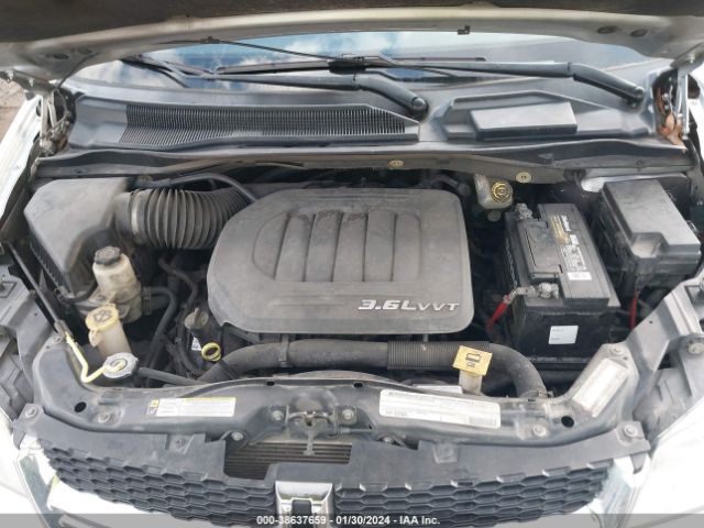 Photo 9 VIN: 2D4RN5DG0BR688610 - DODGE GRAND CARAVAN 