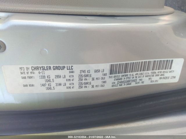 Photo 8 VIN: 2D4RN5DG0BR720925 - DODGE GRAND CARAVAN 