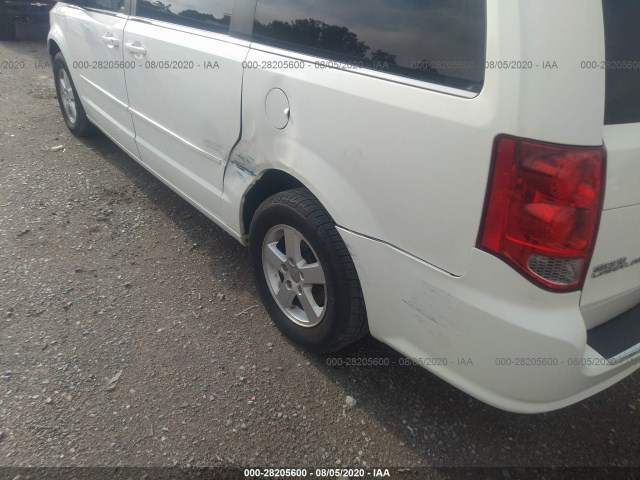 Photo 5 VIN: 2D4RN5DG1BR678619 - DODGE GRAND CARAVAN 