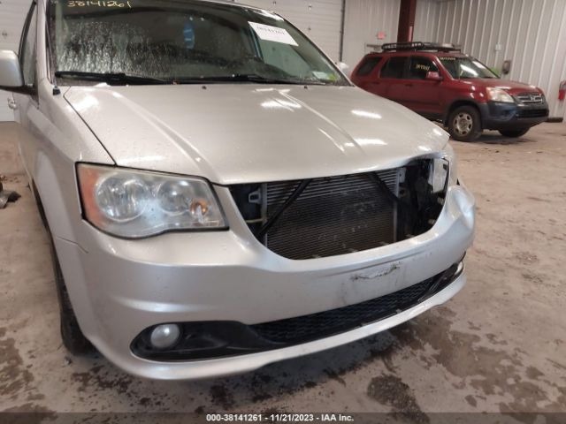 Photo 5 VIN: 2D4RN5DG1BR696943 - DODGE GRAND CARAVAN 