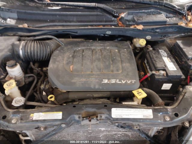 Photo 9 VIN: 2D4RN5DG1BR696943 - DODGE GRAND CARAVAN 