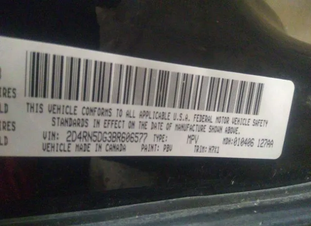 Photo 8 VIN: 2D4RN5DG3BR606577 - DODGE GRAND CARAVAN 