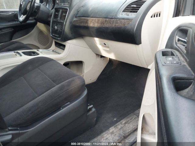 Photo 4 VIN: 2D4RN5DG3BR700233 - DODGE GRAND CARAVAN 