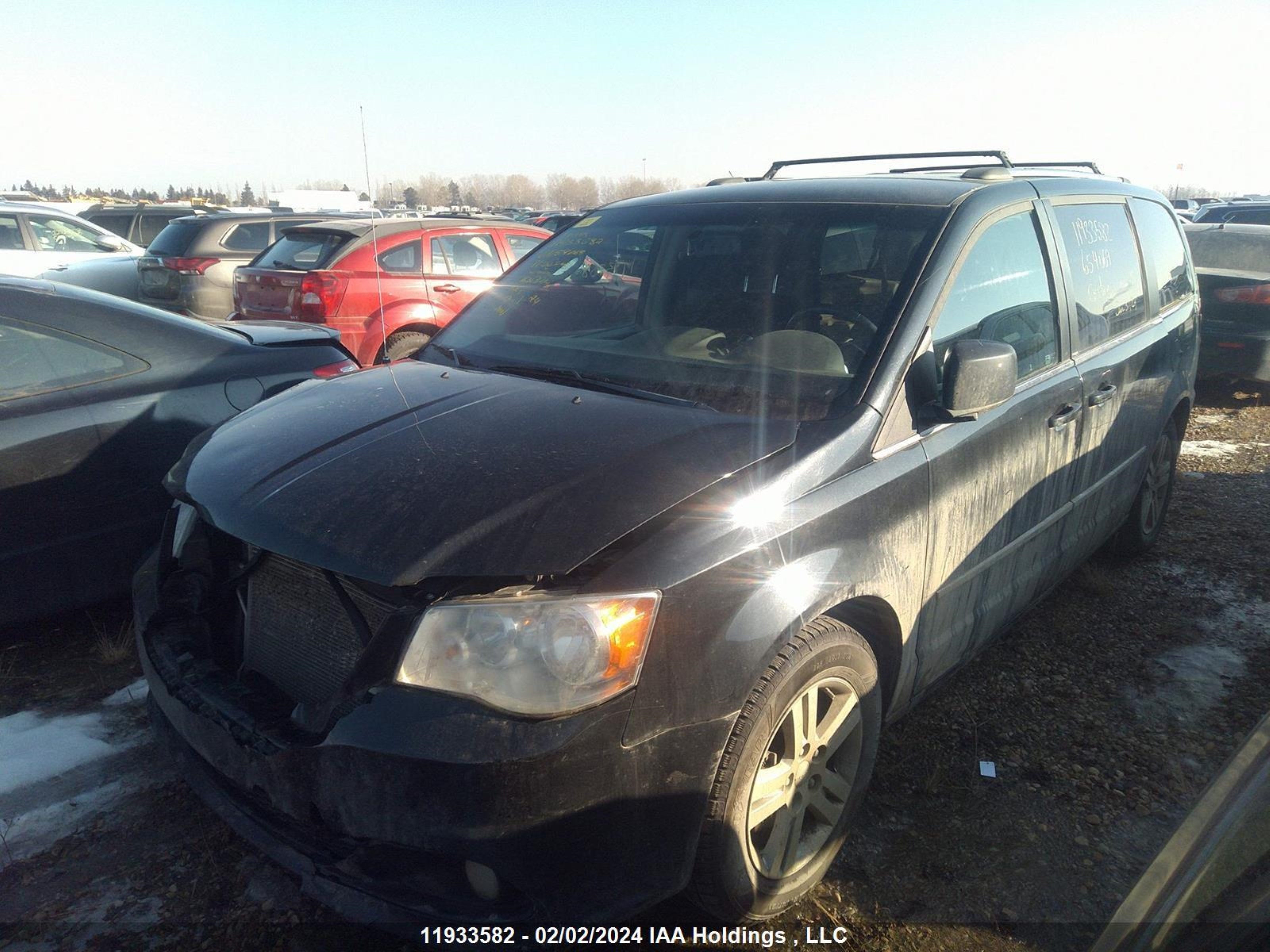 Photo 1 VIN: 2D4RN5DG4BR654069 - DODGE CARAVAN 