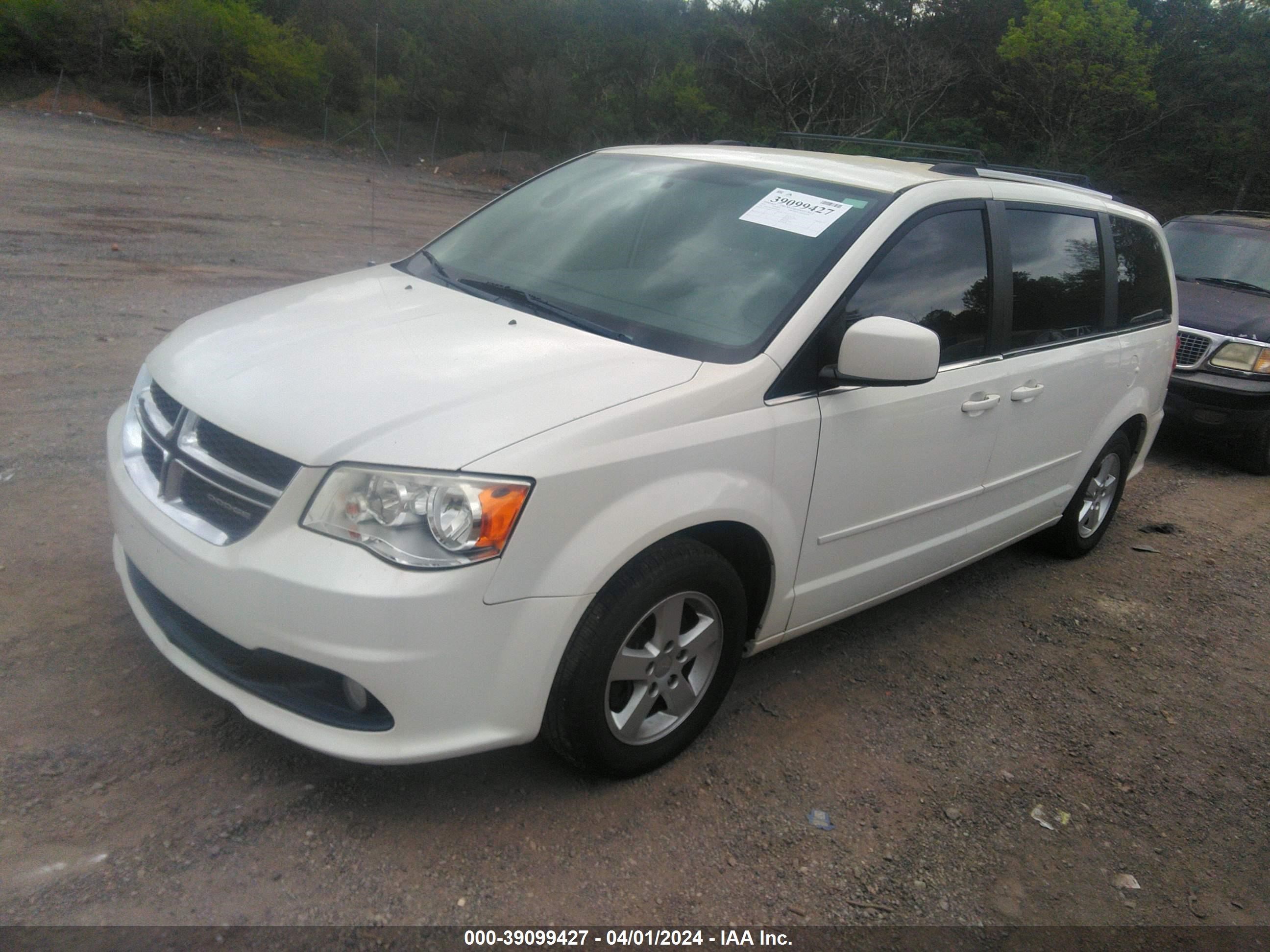 Photo 1 VIN: 2D4RN5DG4BR662009 - DODGE CARAVAN 