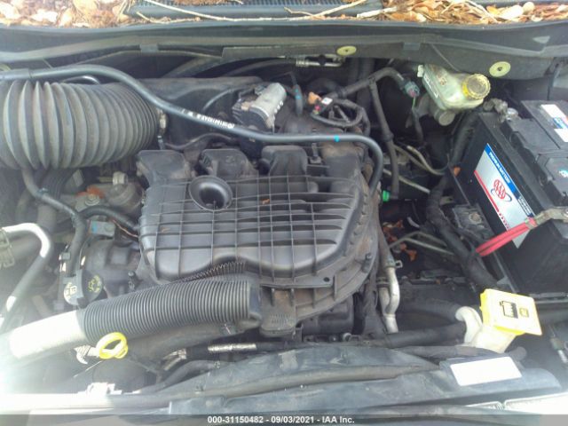 Photo 9 VIN: 2D4RN5DG7BR629201 - DODGE GRAND CARAVAN 