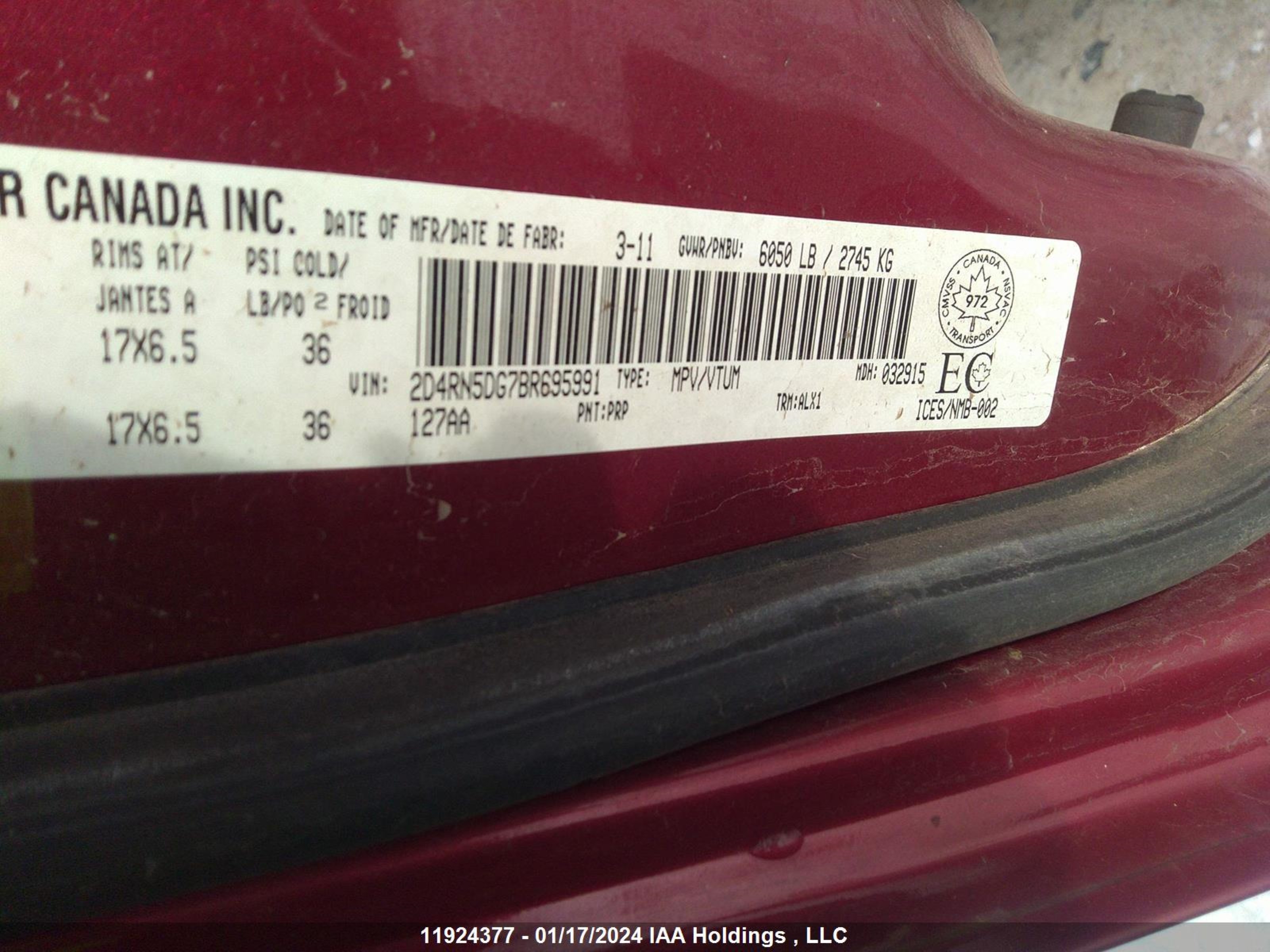 Photo 8 VIN: 2D4RN5DG7BR695991 - DODGE CARAVAN 