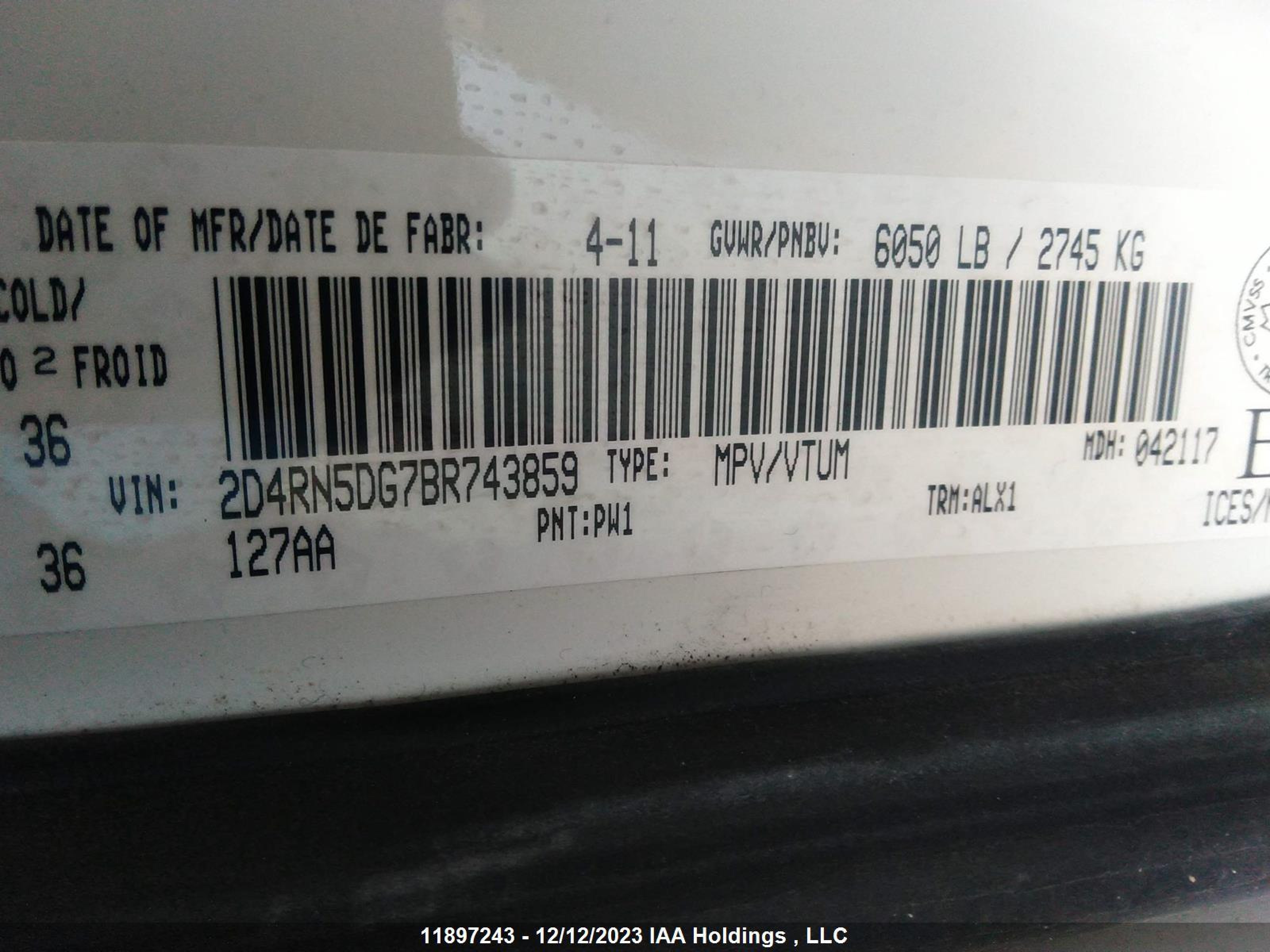 Photo 8 VIN: 2D4RN5DG7BR743859 - DODGE CARAVAN 