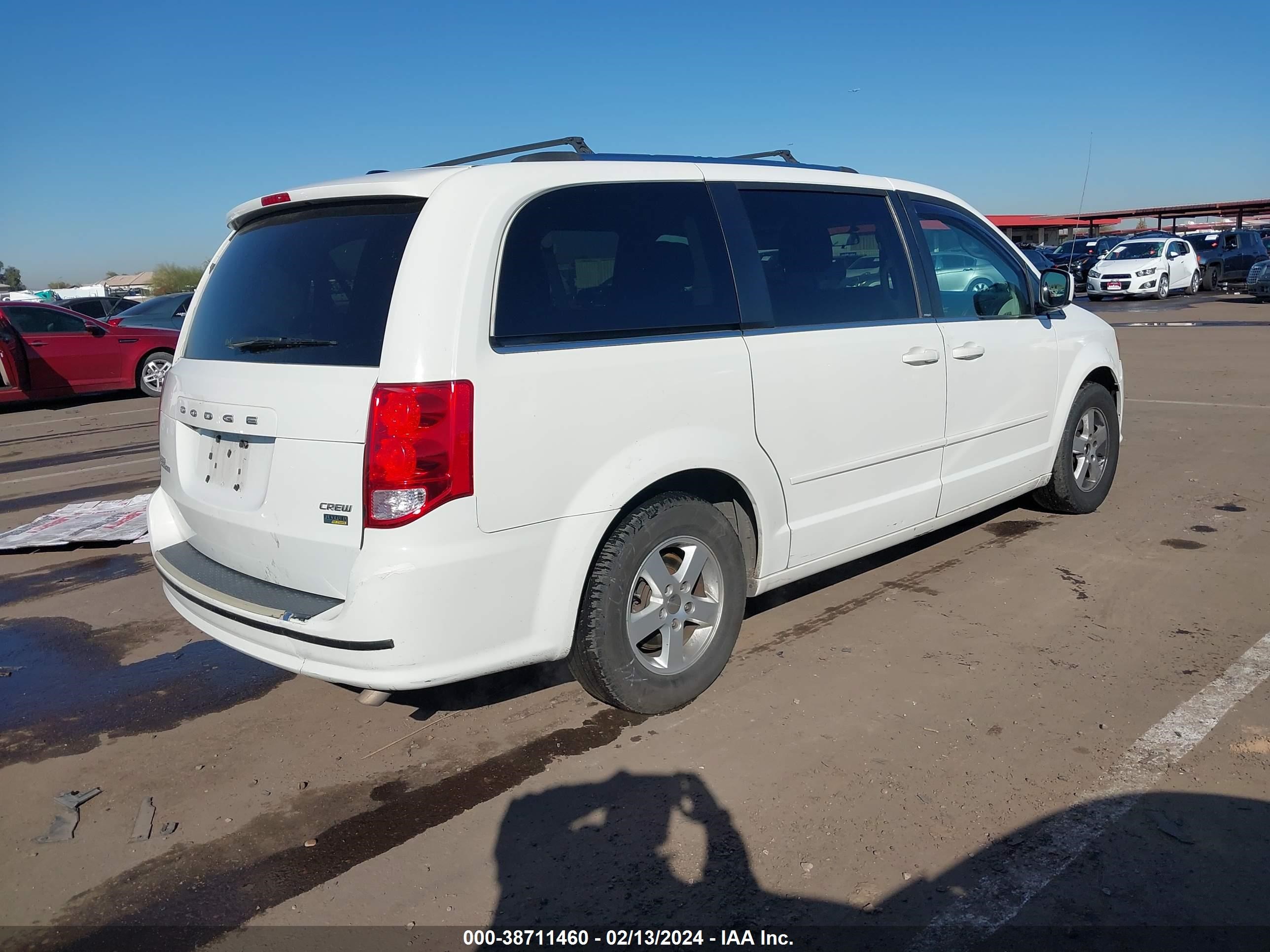 Photo 3 VIN: 2D4RN5DGXBR647904 - DODGE CARAVAN 