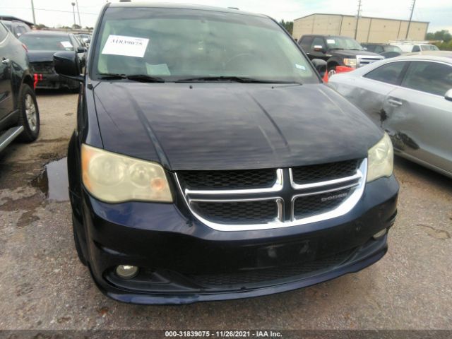 Photo 5 VIN: 2D4RN5DGXBR688937 - DODGE GRAND CARAVAN 