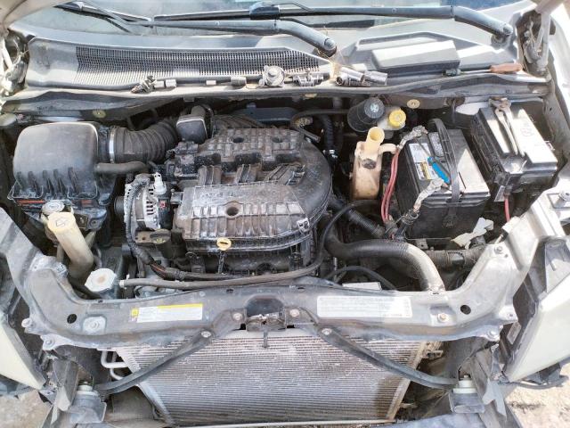 Photo 6 VIN: 2D4RN5DX1AR134944 - DODGE GRAND CARA 