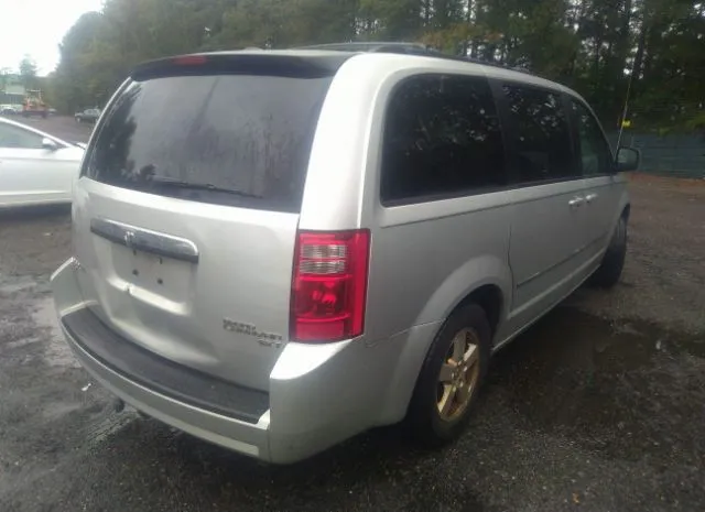 Photo 3 VIN: 2D4RN5DX1AR147810 - DODGE GRAND CARAVAN 