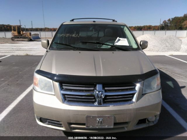 Photo 5 VIN: 2D4RN5DX7AR177653 - DODGE GRAND CARAVAN 