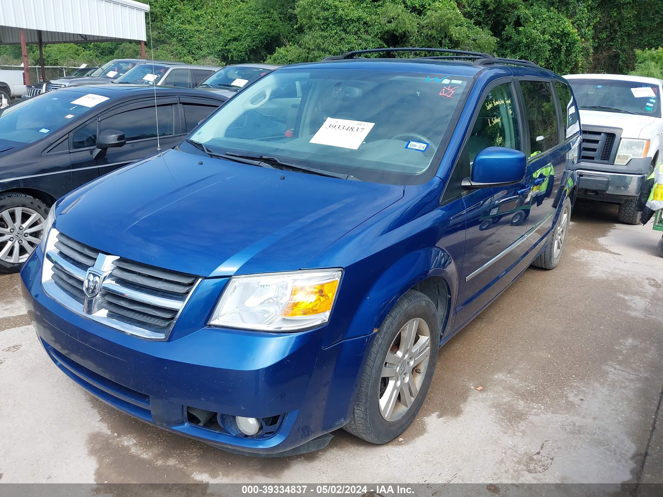 Photo 1 VIN: 2D4RN6DX1AR336656 - DODGE CARAVAN 