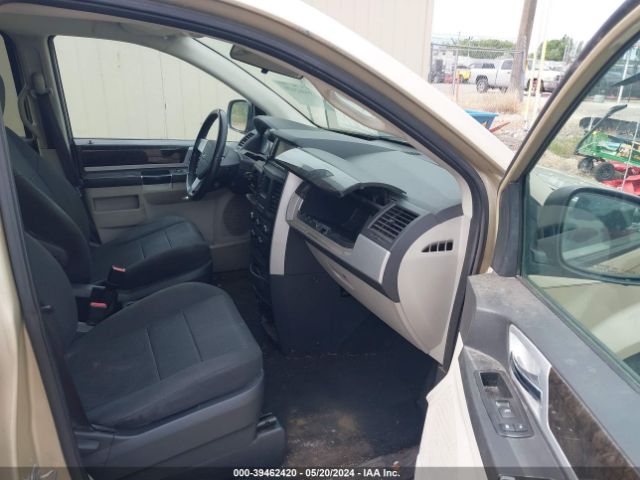 Photo 4 VIN: 2D4RN6DX8AR412292 - DODGE GRAND CARAVAN 