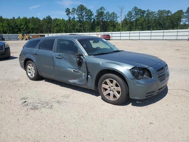 Photo 3 VIN: 2D8FV47T06H333274 - DODGE MAGNUM SE 