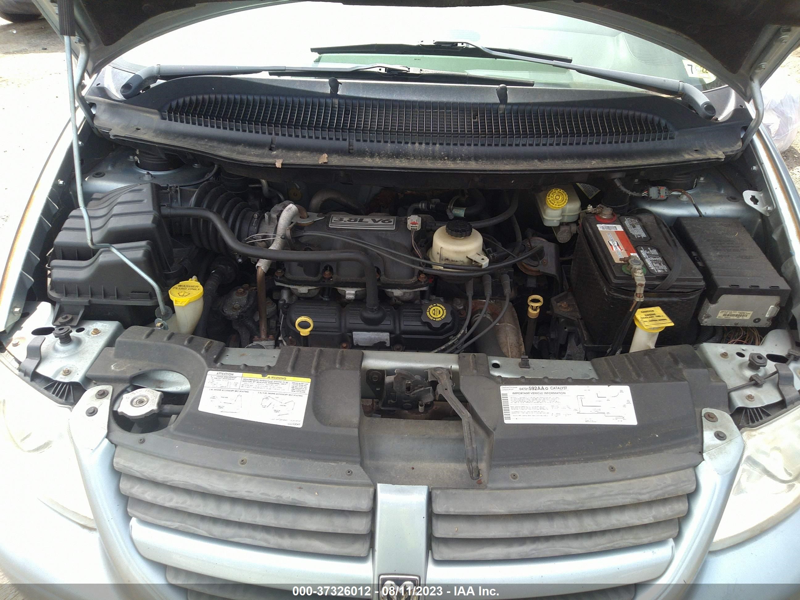 Photo 10 VIN: 2D8GP44L16R872094 - DODGE CARAVAN 